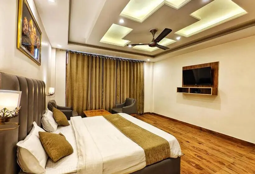 デラックスルーム, Omavya Hotel Manali
