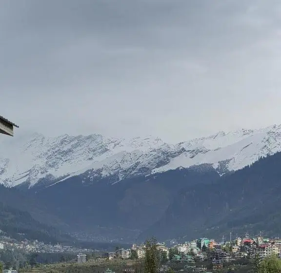 スイート（家族用）, Omavya Hotel Manali