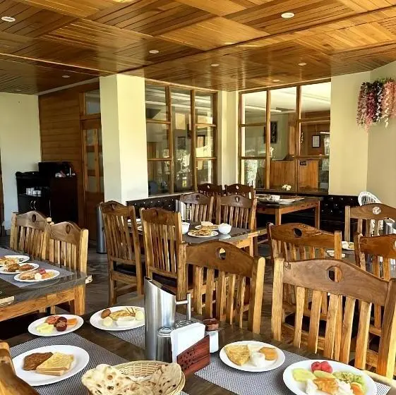 エクゼクティブスイート, Omavya Hotel Manali