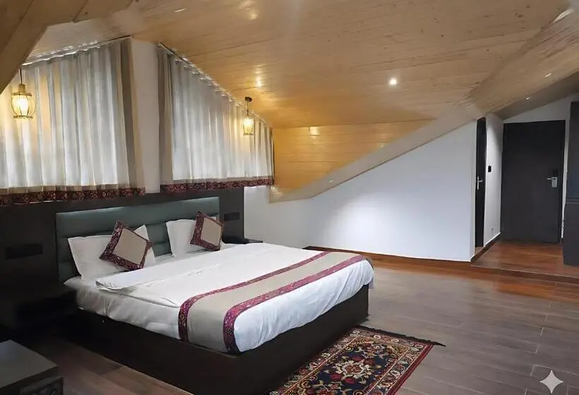 エクゼクティブスイート, Omavya Hotel Manali