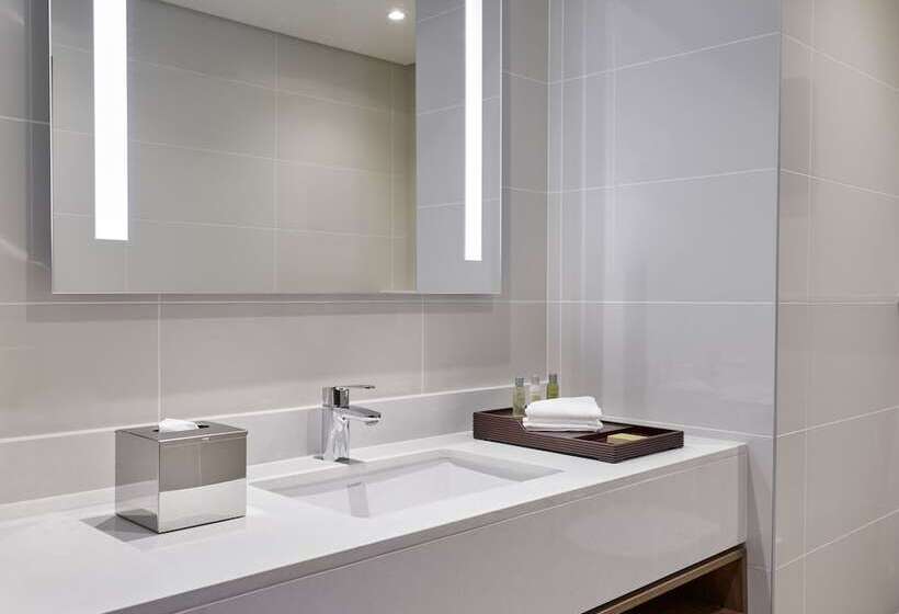 اتاق استاندارد, Hilton Garden Inn Gaborone