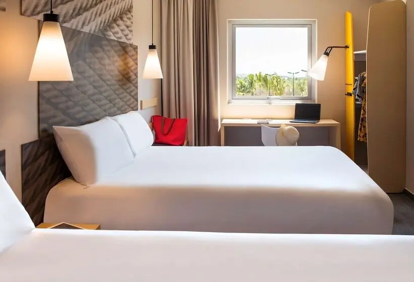 ２ダブルベッドのスタンダードルーム, Ibis Mazatlan Marina