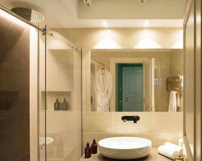 סוויטת ג'וניור, Palazzo Caruso