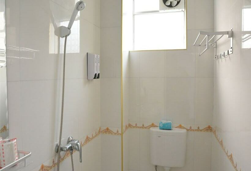 经济房, The Karstaway House