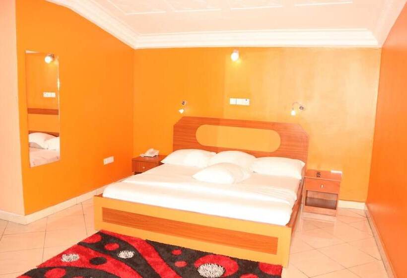 اتاق لوکس, Royal Charlin Hotel And Suites