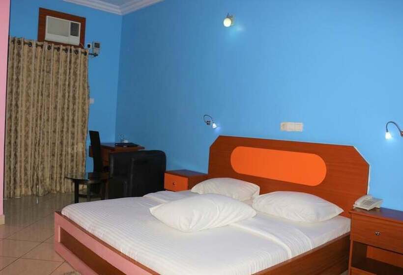 اتاق لوکس, Royal Charlin Hotel And Suites