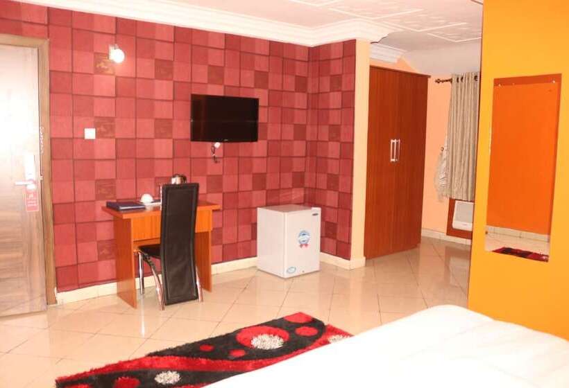 اتاق لوکس, Royal Charlin Hotel And Suites