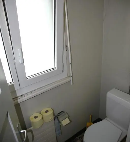 Habitació Estàndard Bany Compartit, Backpackers Gasthaus Post