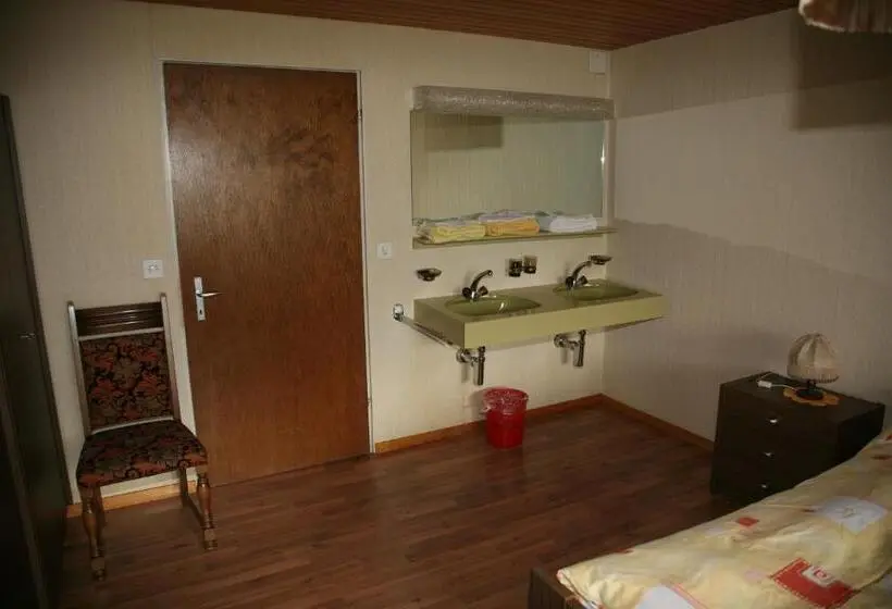 Habitació Familiar Bany Compartit, Backpackers Gasthaus Post
