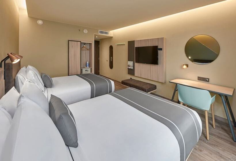 חדר סטנדרט שתי מיטות זוגיות, City Express Plus By Marriott Cancun Aeropuerto Riviera