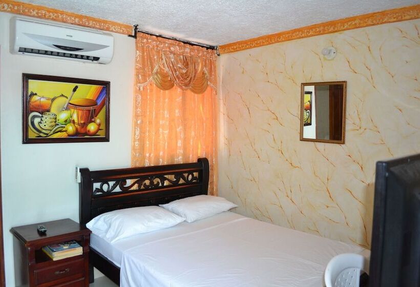 חדר סטנדרט, Colonial Inn