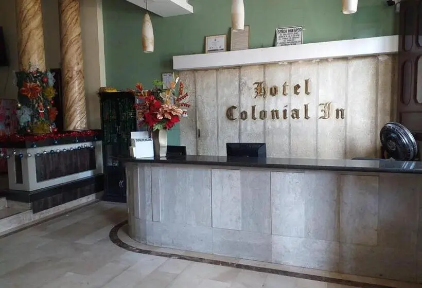 ファミリールーム, Colonial Inn