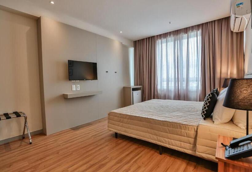 חדר סטנדרט מותאם לאדם עם מוגבלויות, Transamerica Executive Campos Dos Goytacazes