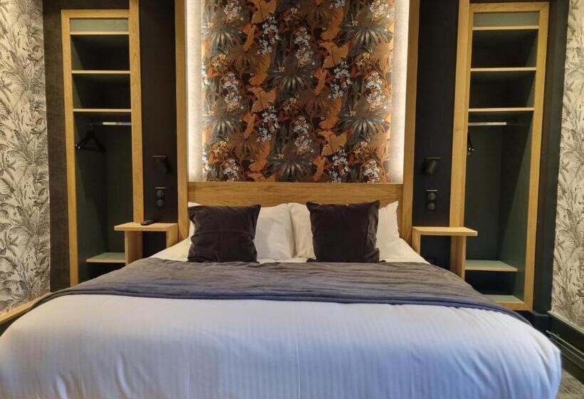 جناح, Hôtel La Brasserie