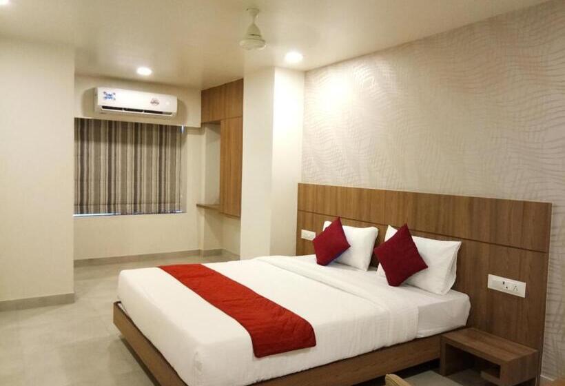 חדר דלוקס, Imperial