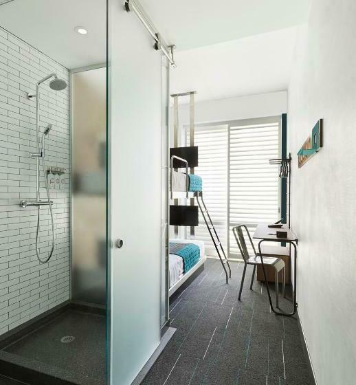 스탠다드 룸 2층 침대, Pod Times Square