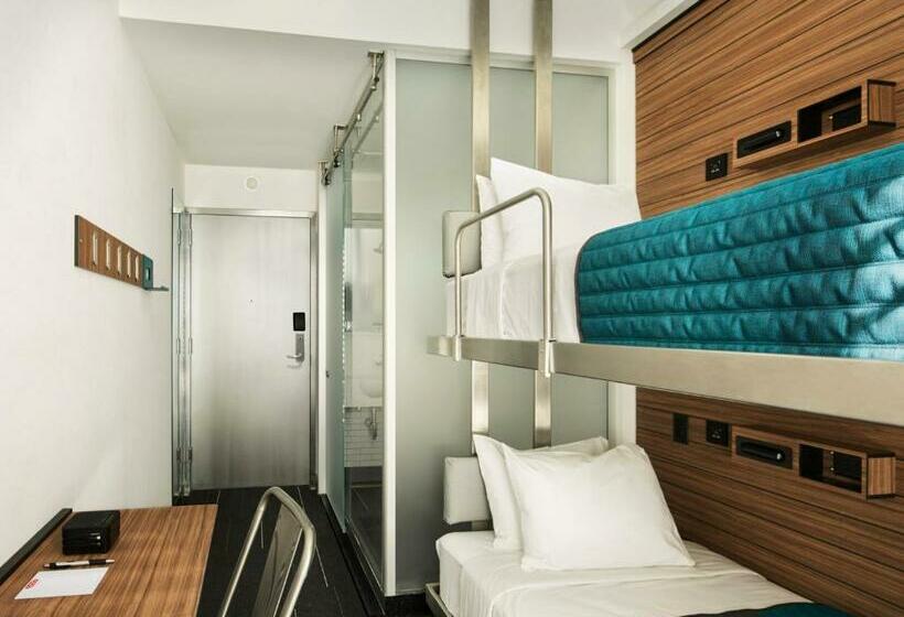 스탠다드 룸 2층 침대, Pod Times Square