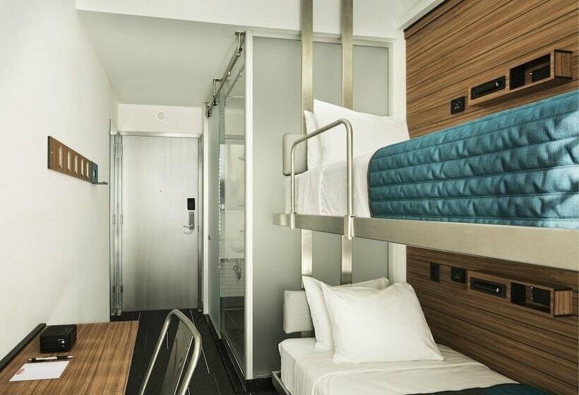 스탠다드 룸 2층 침대, Pod Times Square