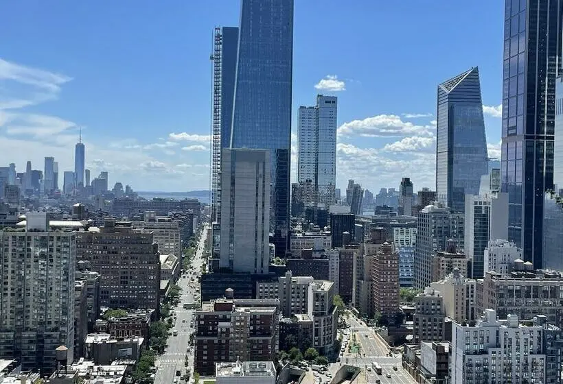 اتاق استاندارد با تخت‌های تاشو, Pod Times Square