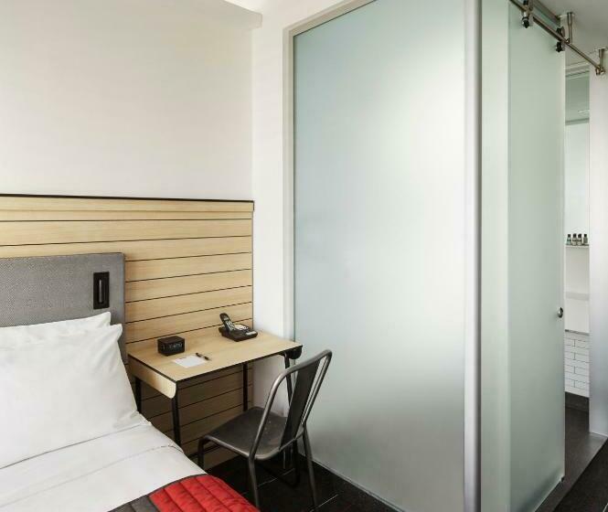 스탠다드 룸, Pod Times Square