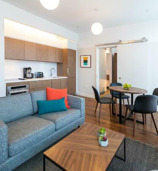 침실 2개 아파트, Pod Times Square