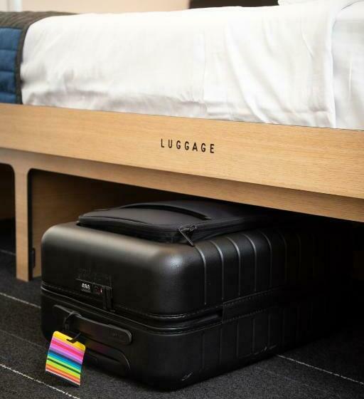 스탠다드 룸 더블 침대, Pod Times Square