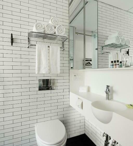 스탠다드 룸 더블 침대, Pod Times Square