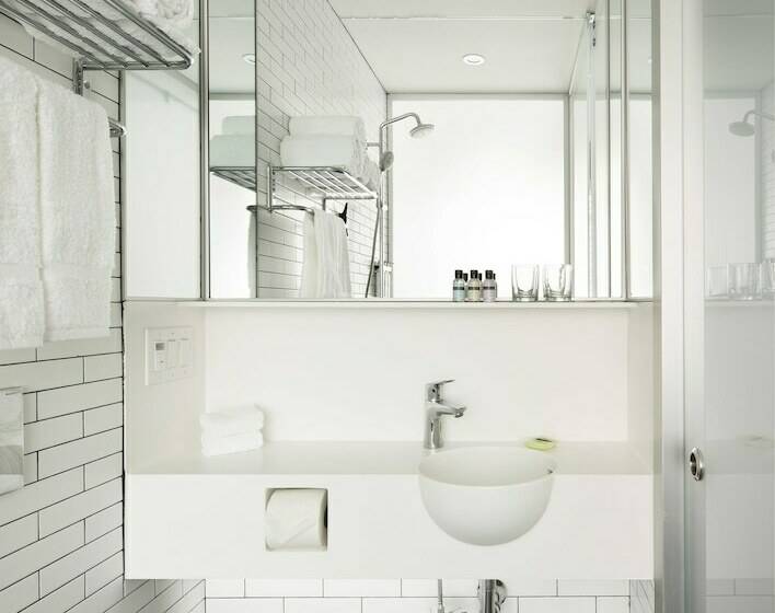 스탠다드 룸 더블 침대, Pod Times Square