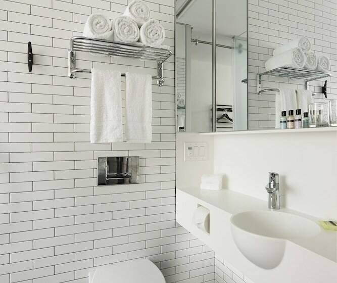 스탠다드 룸 더블 침대, Pod Times Square