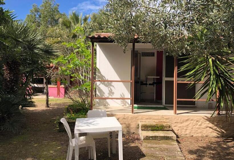 بنجلو قياسى مطلّ علي الحديقة, Residence Sa Pintadera