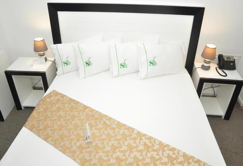 اتاق اکونومی, Sh Boutique