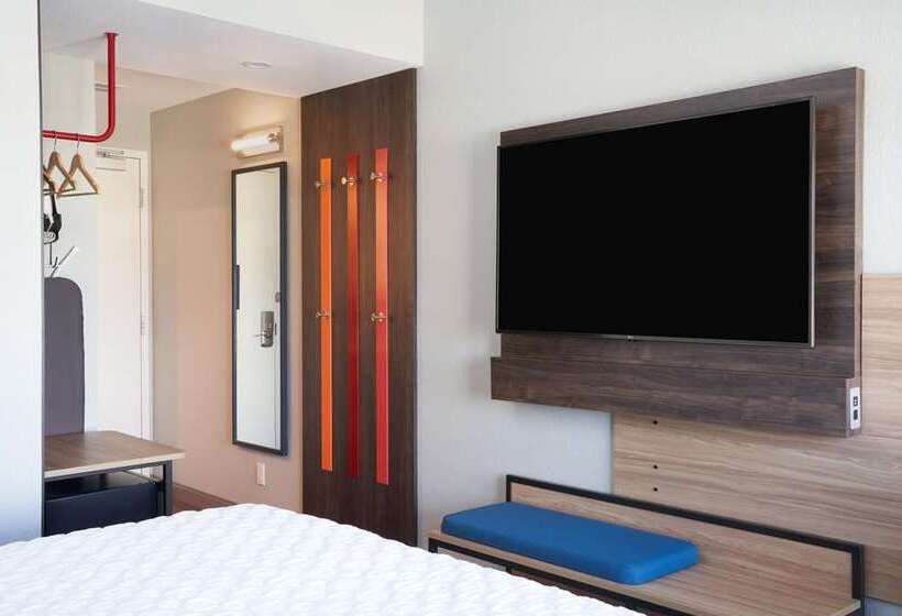 장애인을 위한 킹사이즈 침대 스탠다드 룸, Tru By Hilton Round Rock