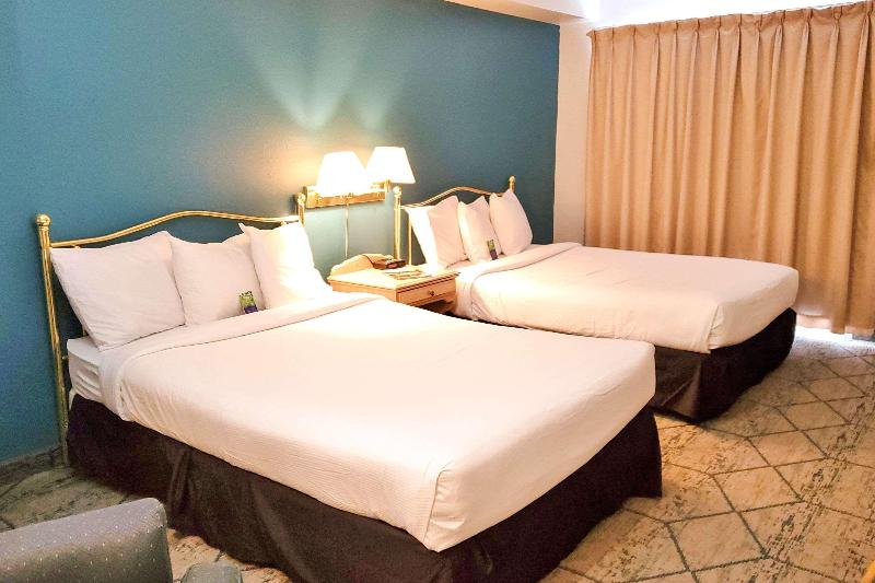 سوییت با استخر, Tsamis Zante Suites