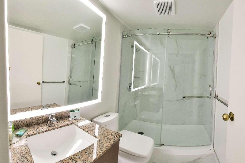 سوییت با استخر, Tsamis Zante Suites