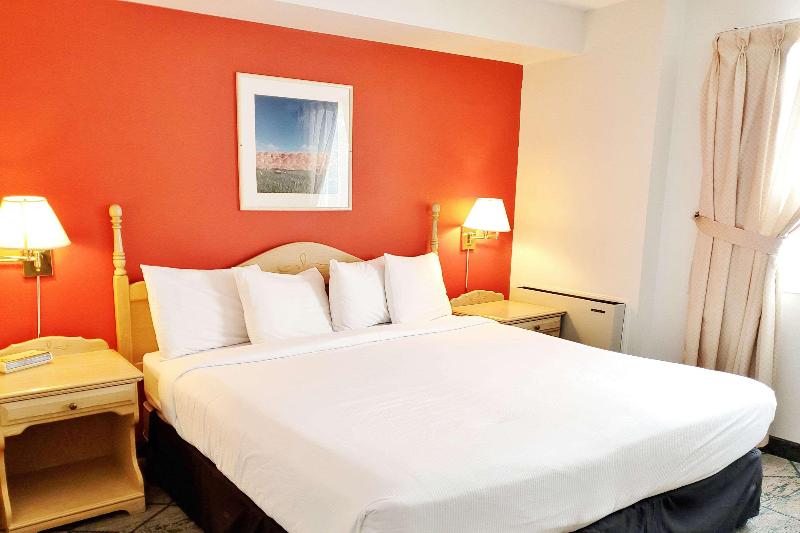 سوییت با استخر, Tsamis Zante Suites