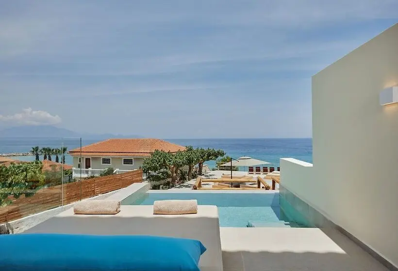 سوییت جونیور با چشم‌انداز دریا, Tsamis Zante Suites