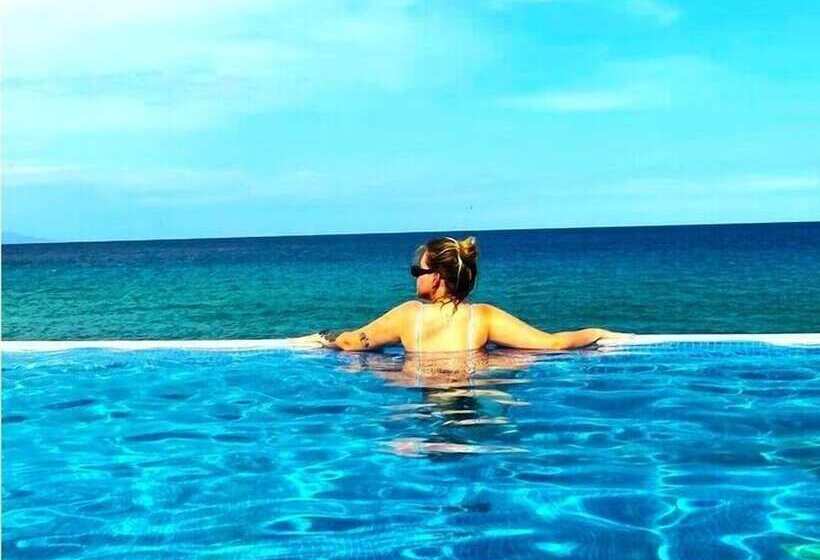 سوییت جونیور با چشم‌انداز دریا, Tsamis Zante Suites
