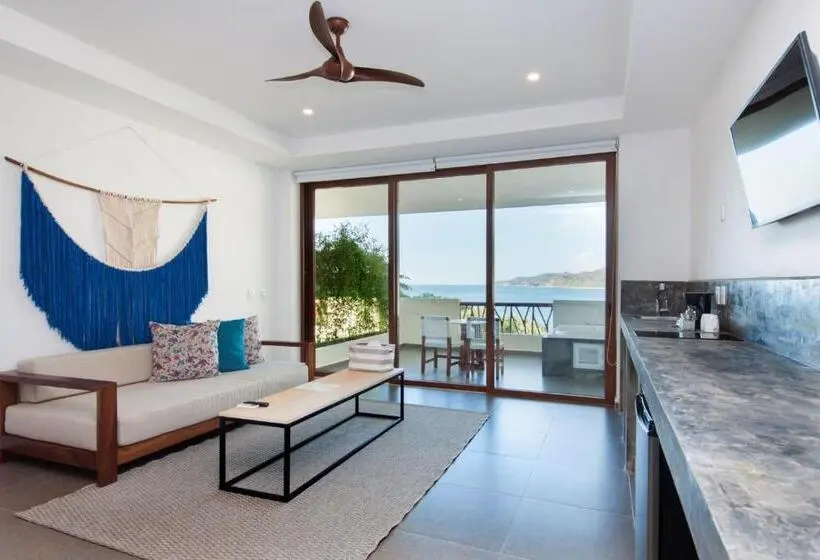 سوییت جونیور با بالکن, Ysuri Sayulita