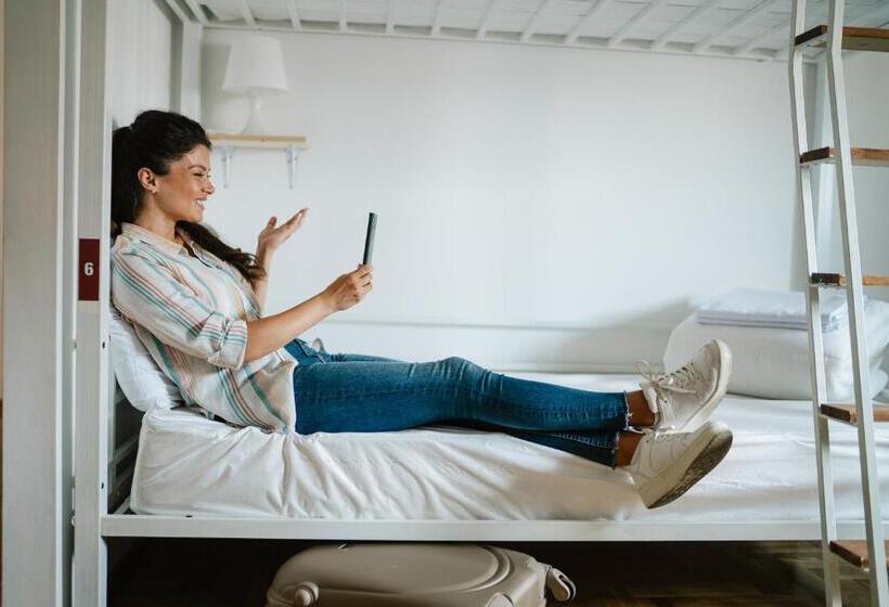 اتاق اکونومی, New Generation Hostel Milan Center