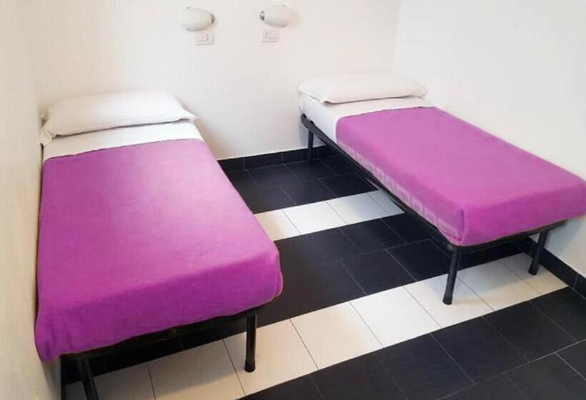 スタンダードルーム, New Generation Hostel Milan Center