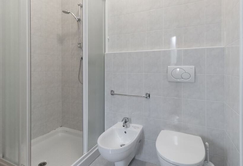 آپارتمان 1 خوابه با چشمانداز دریا, Residence Il Poggio