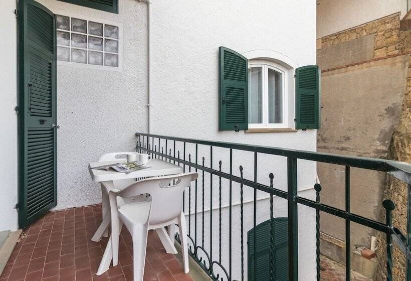 آپارتمان 1 خوابه با چشم‌انداز دریا, Residence Il Poggio