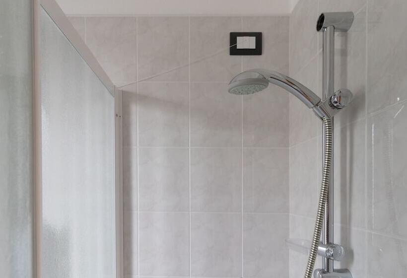 استودیو استاندارد با چشمانداز دریا, Residence Il Poggio