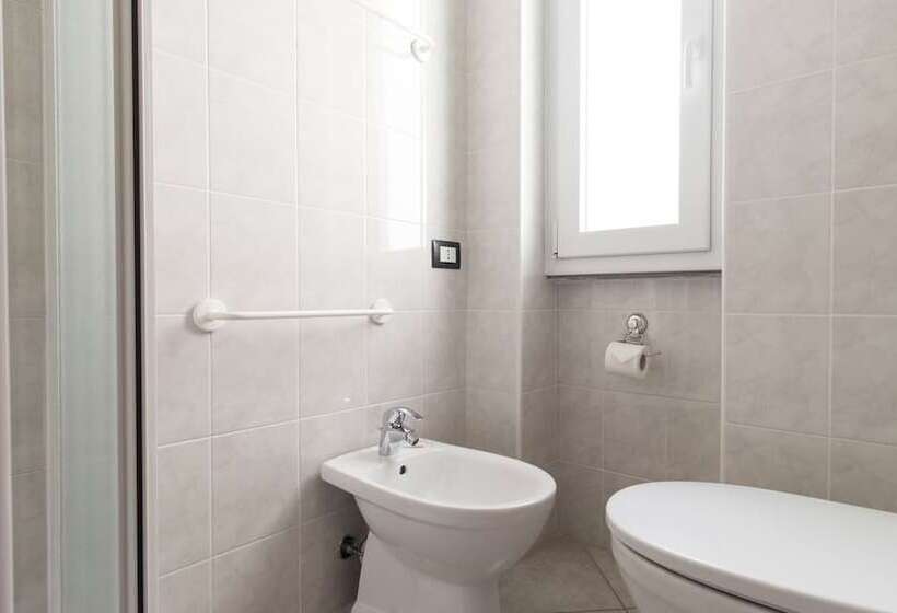 استودیوی استاندارد با چشمانداز دریا, Residence Il Poggio