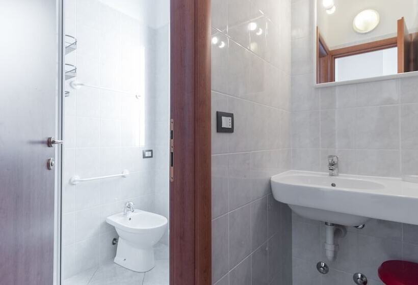 استودیوی استاندارد با چشم‌انداز دریا, Residence Il Poggio