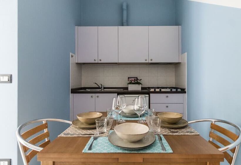 آپارتمان 1 خوابه با چشم‌انداز دریا, Residence Il Poggio