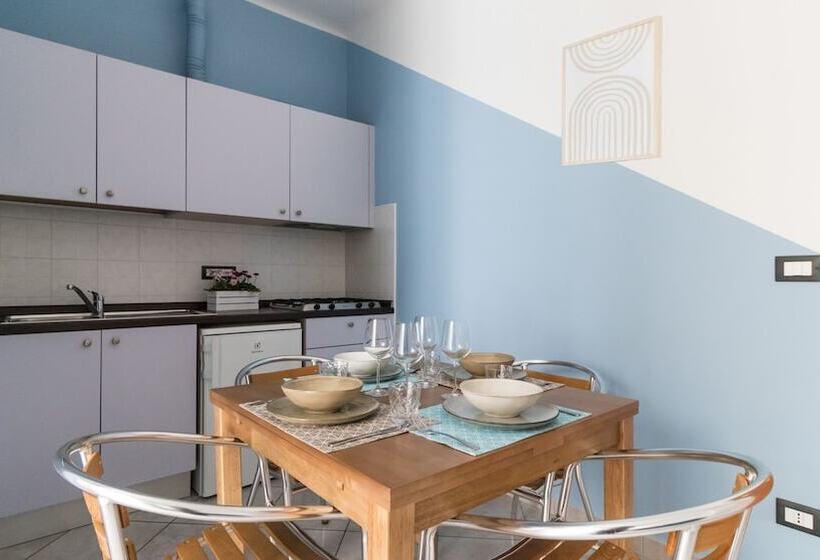 آپارتمان 1 خوابه با چشمانداز دریا, Residence Il Poggio