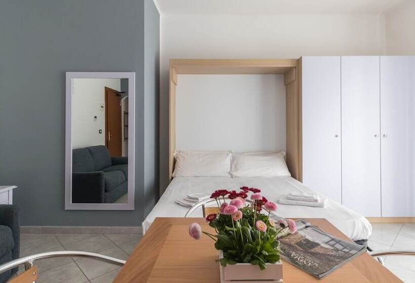 استودیو استاندارد با چشمانداز دریا, Residence Il Poggio