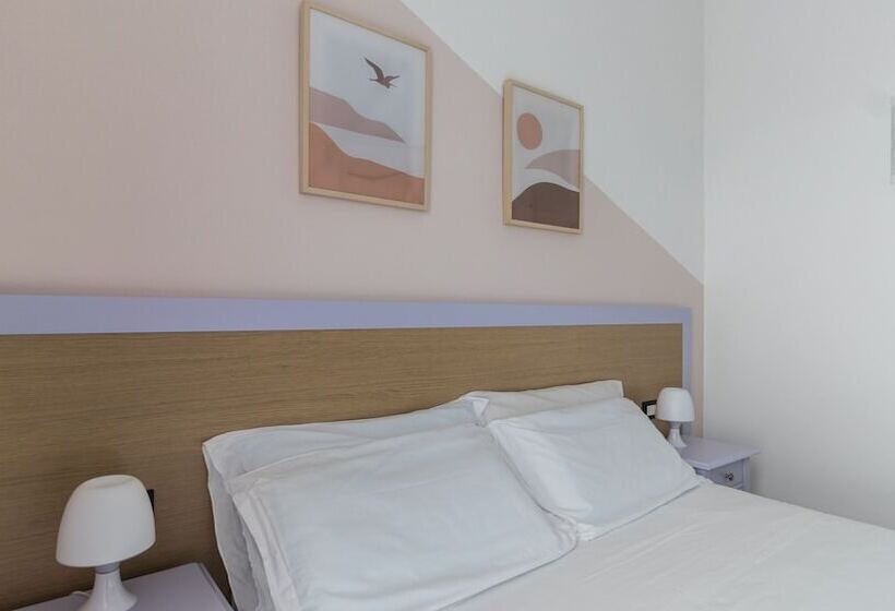 استودیوی استاندارد با چشمانداز دریا, Residence Il Poggio