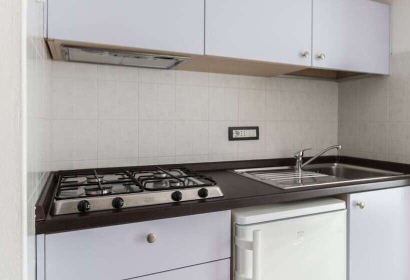 استودیوی استاندارد با چشم‌انداز دریا, Residence Il Poggio